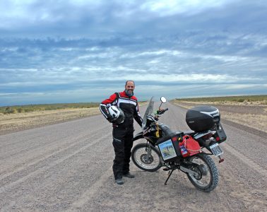 ¿Qué llevar en la moto durante un viaje largo?